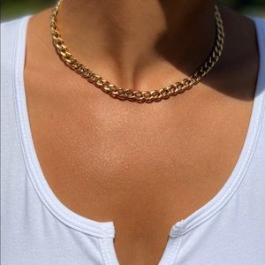 Chunky Curb Chain Choker Necklace